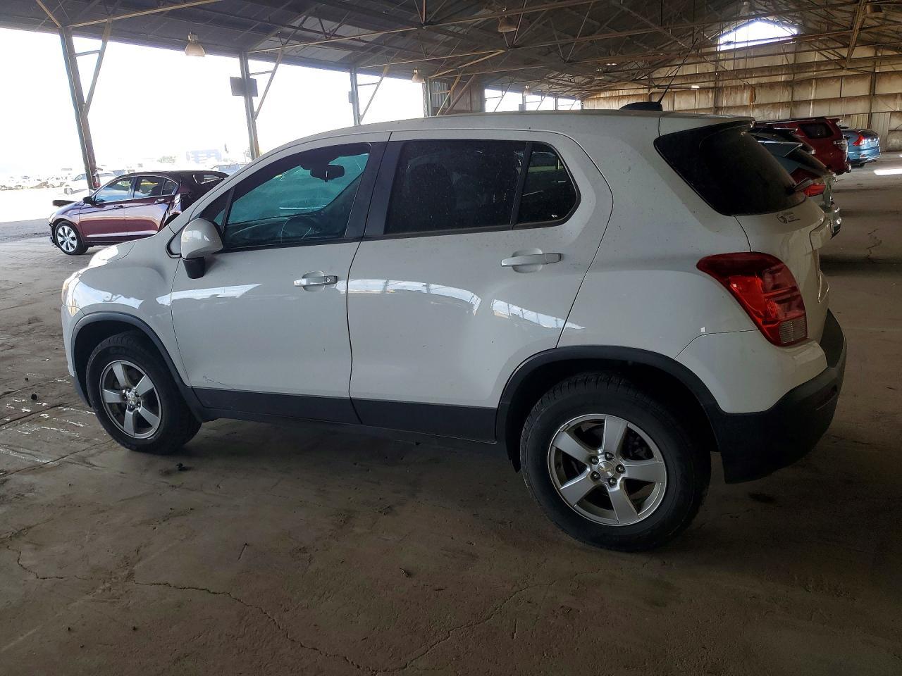 2015 Chevrolet Trax 1Ls - Image 2