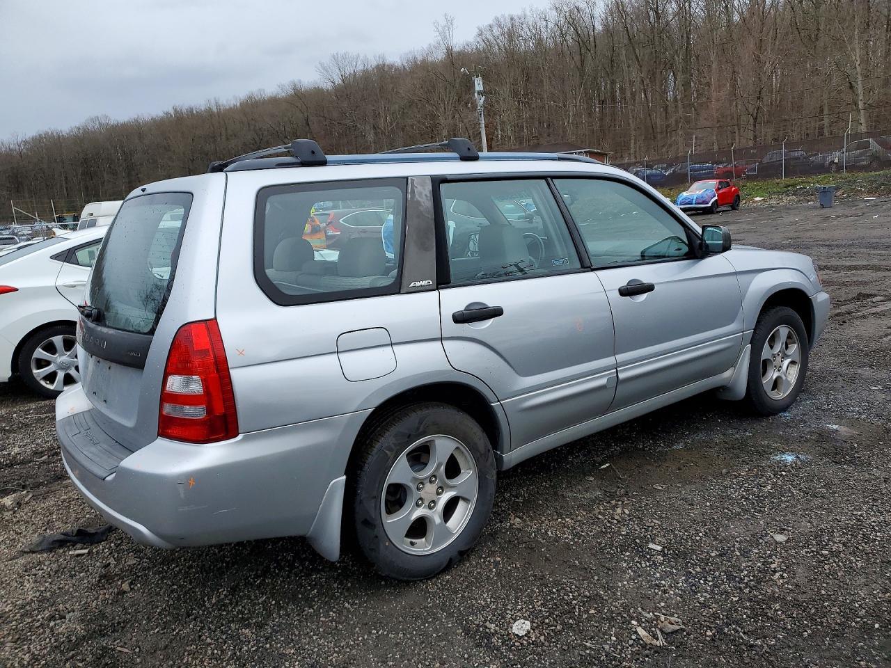 2003 Subaru Forester 2.5Xs - Фото 3