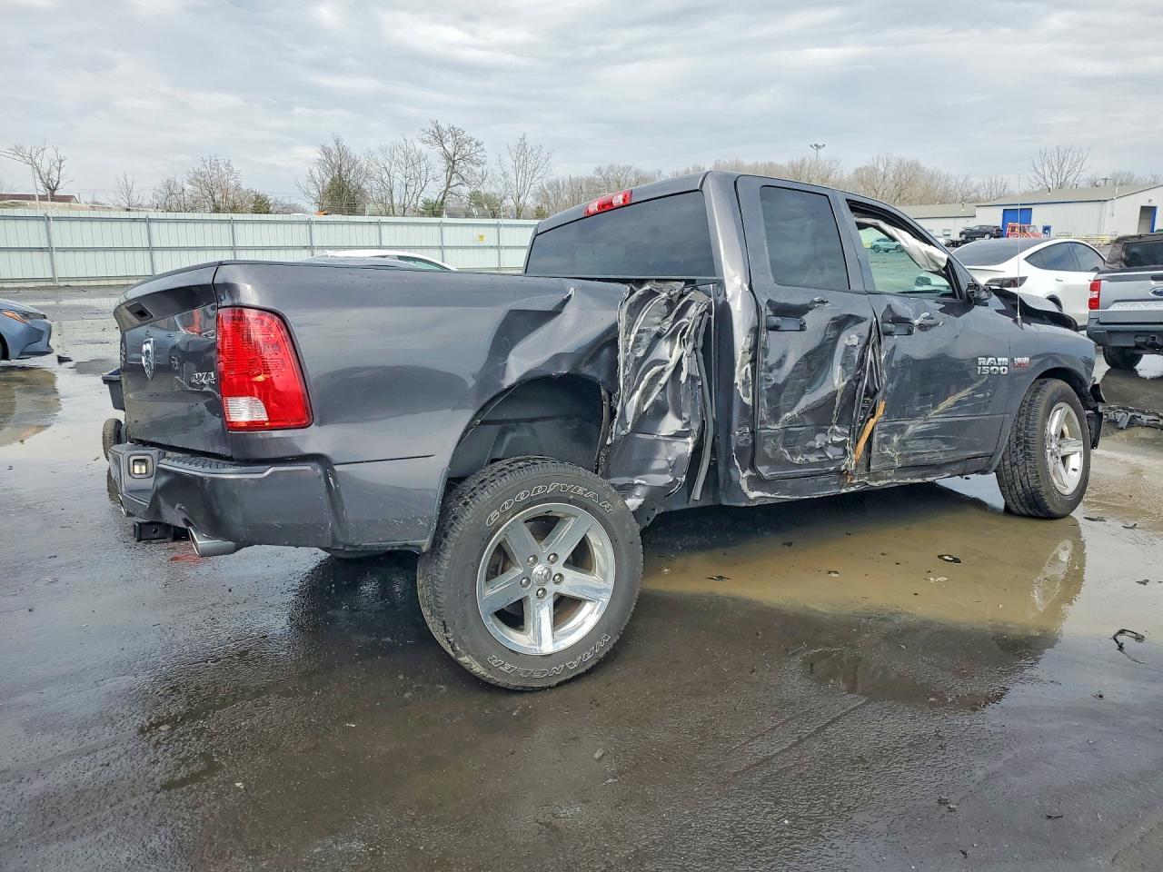2017 Ram 1500 St - Image 3
