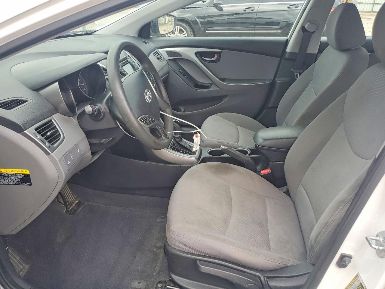 2014 Hyundai Elantra Se - Image 7
