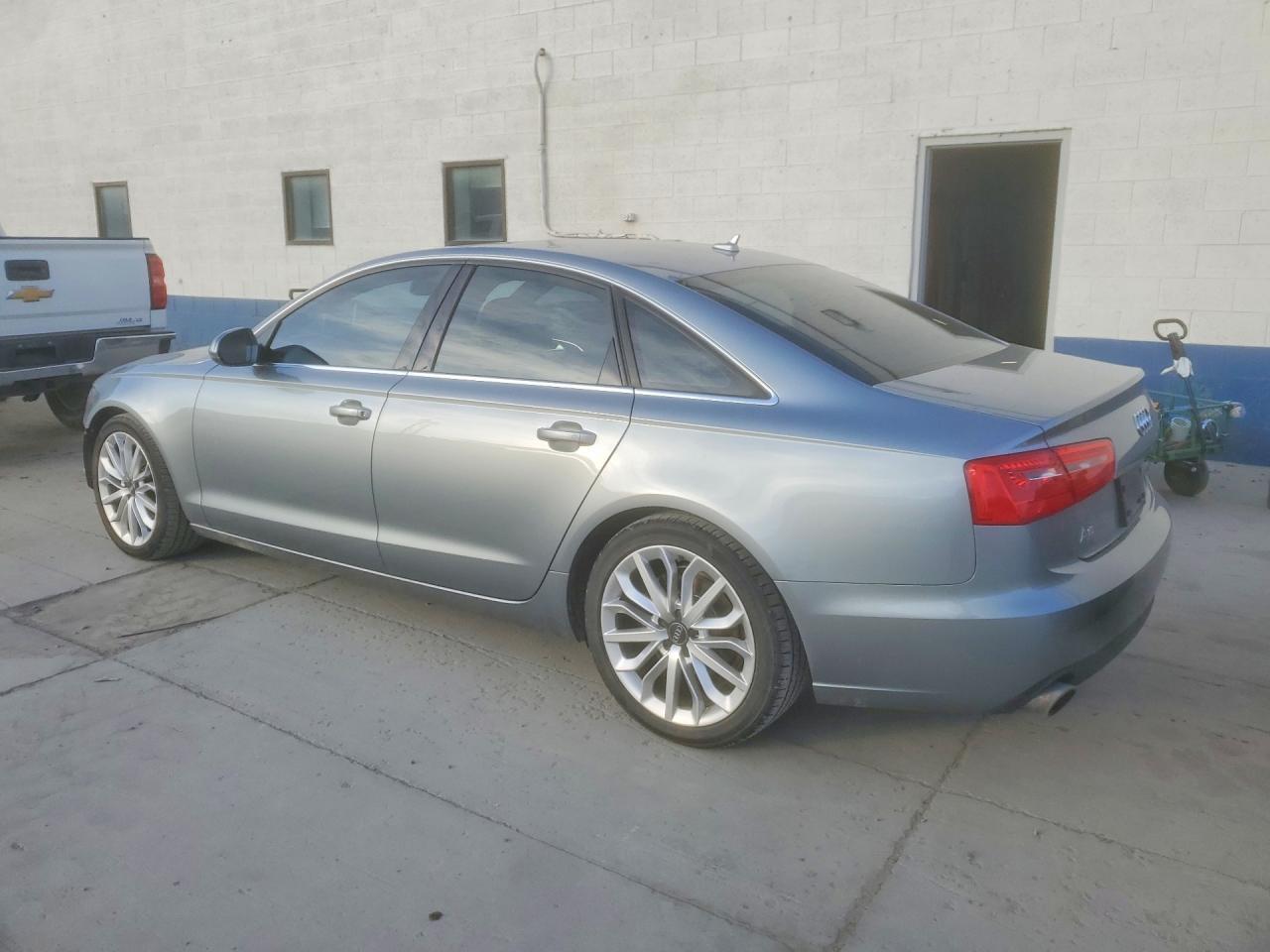 2013 Audi A6 Premium Plus - Фото 2