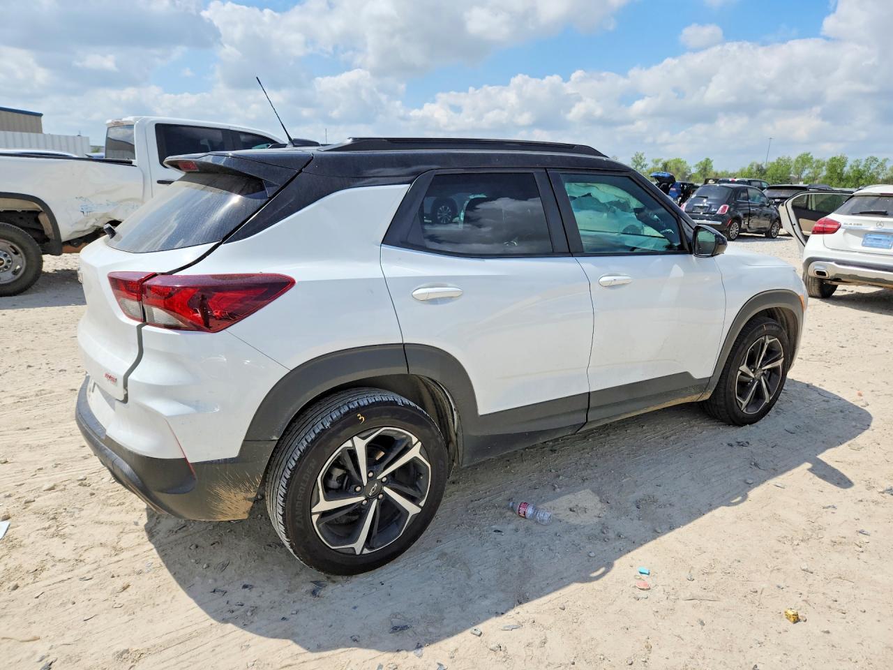 2023 Chevrolet Trailblazer Rs - Фото 3