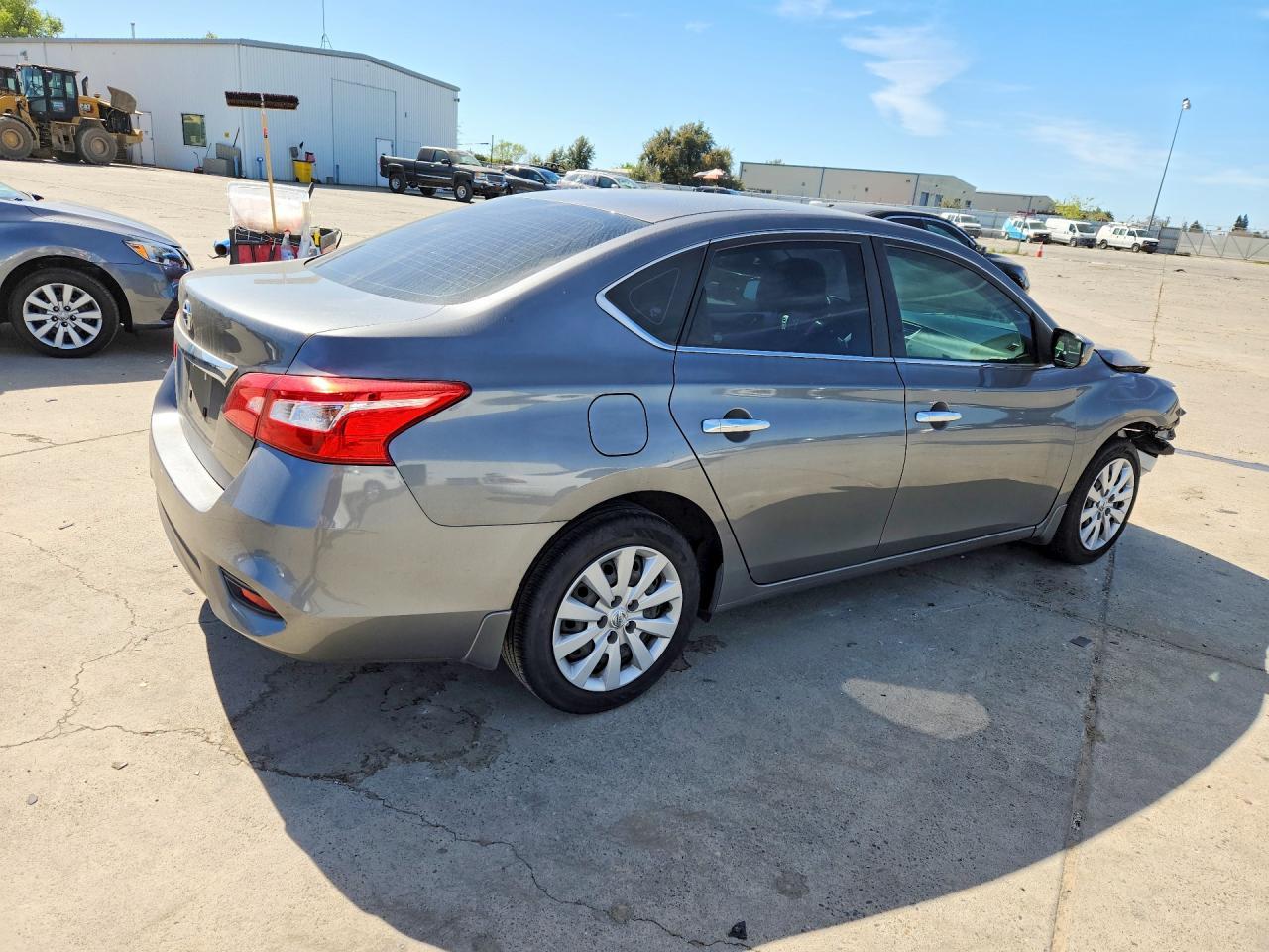 2017 Niss Sentra - Фото 3