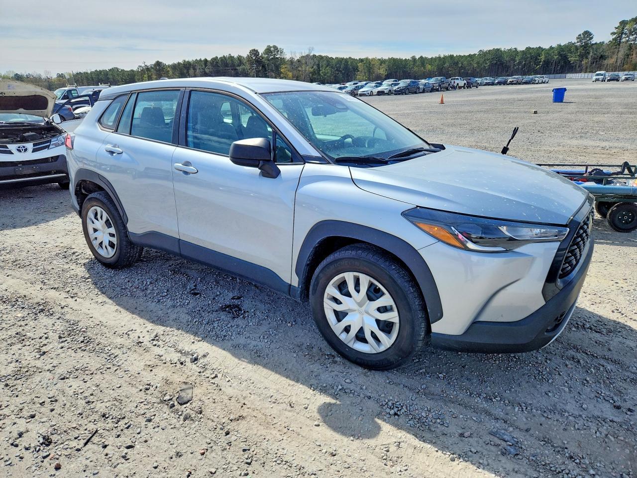2024 Toyota Corolla Cross L - Фото 4