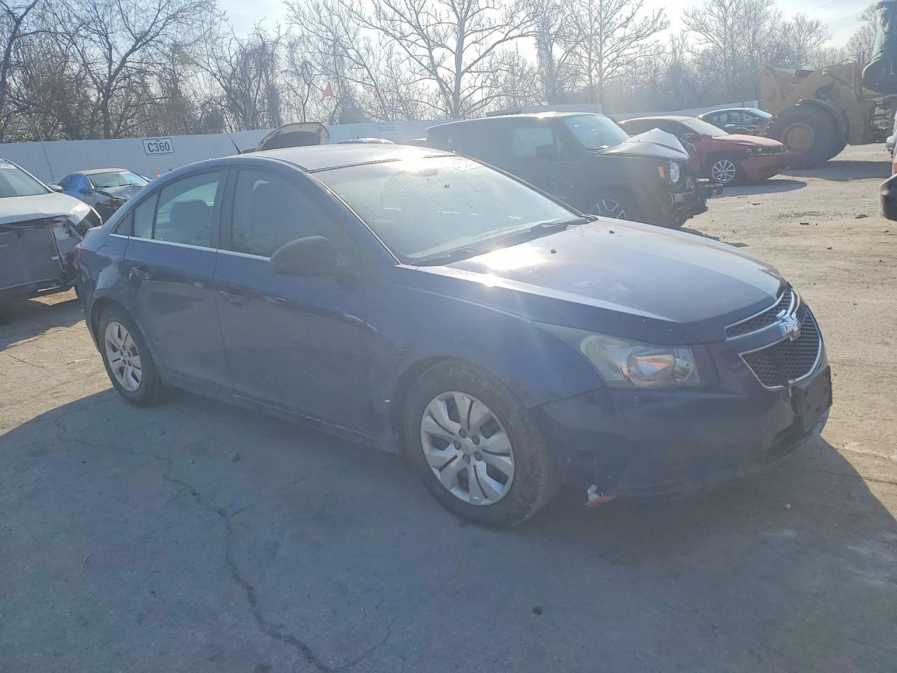 2012 Chevrolet Cruze Ls - Фото 4