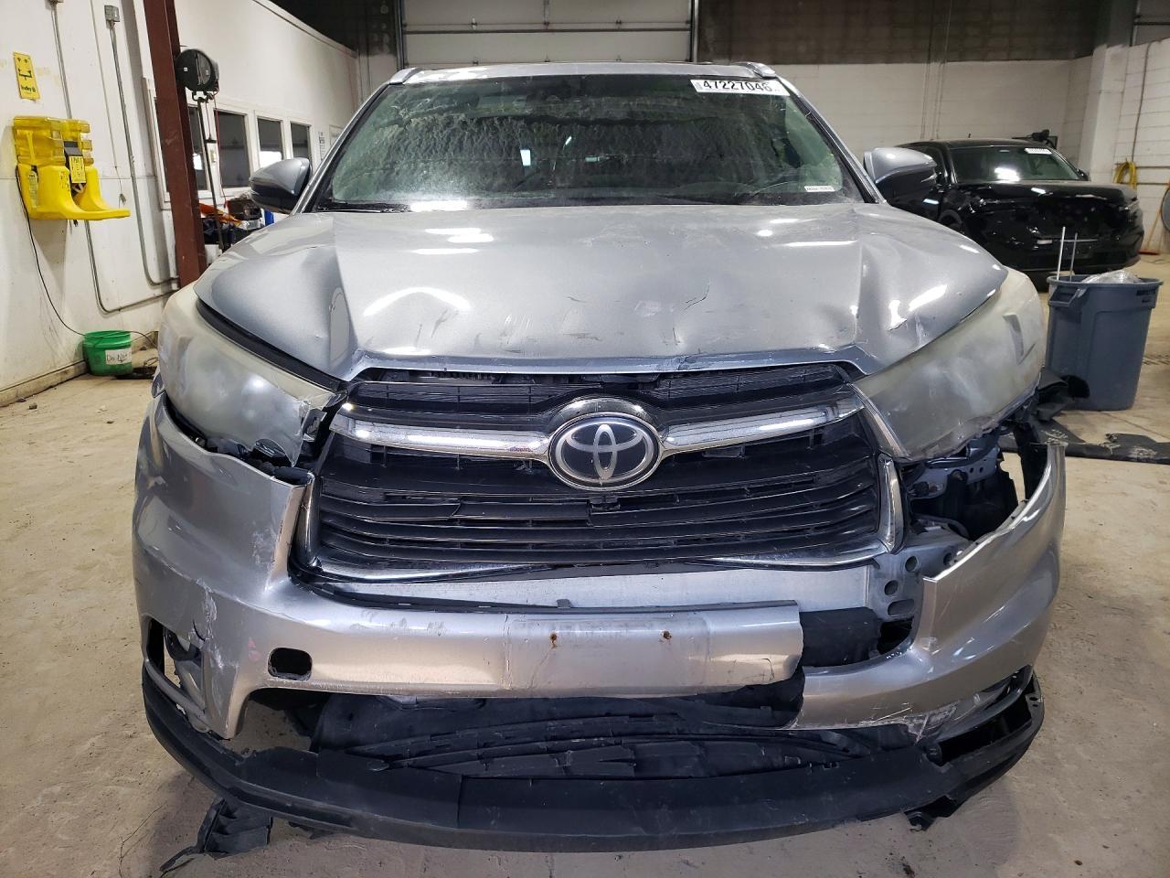 2015 Toyota Highlander Limited Platinum - Фото 5