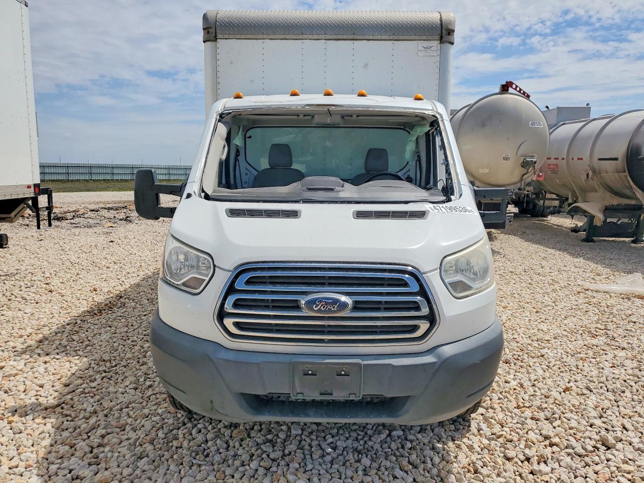2017 Ford Transit Box Truck - Image 5