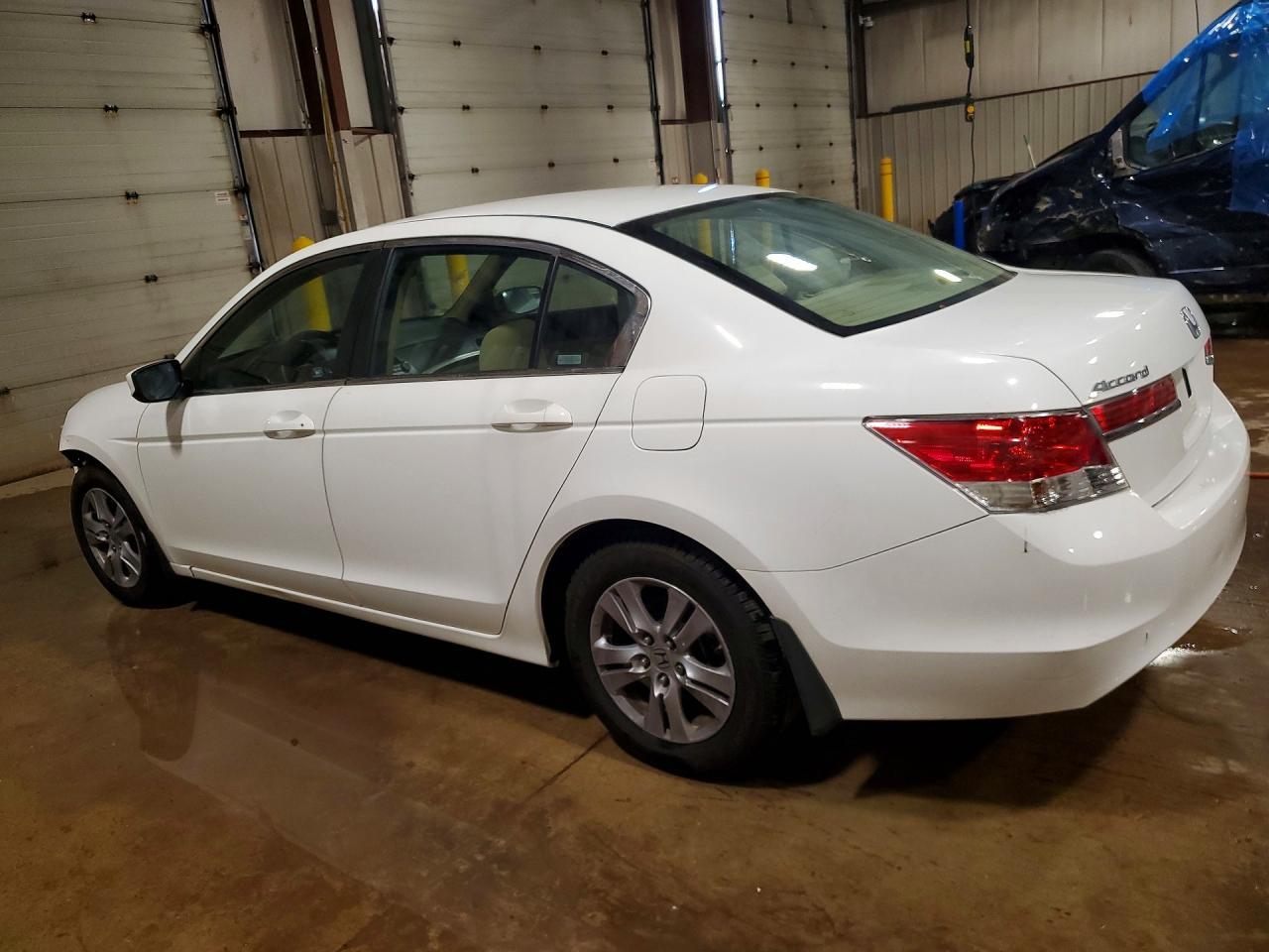 2011 Honda Accord Lxp - Image 2
