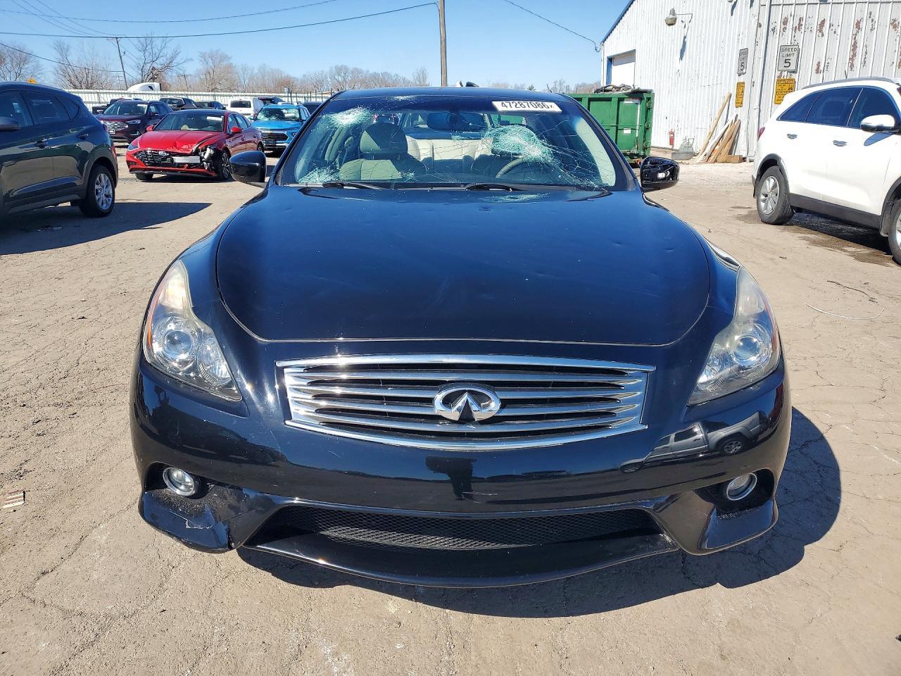 2015 Infiniti Q60 Coupe Base - Image 5