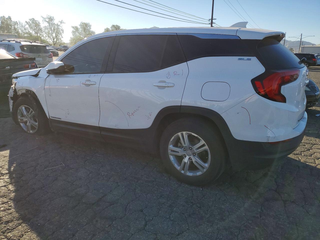 2020 GMC Terrain Sle - Фото 2