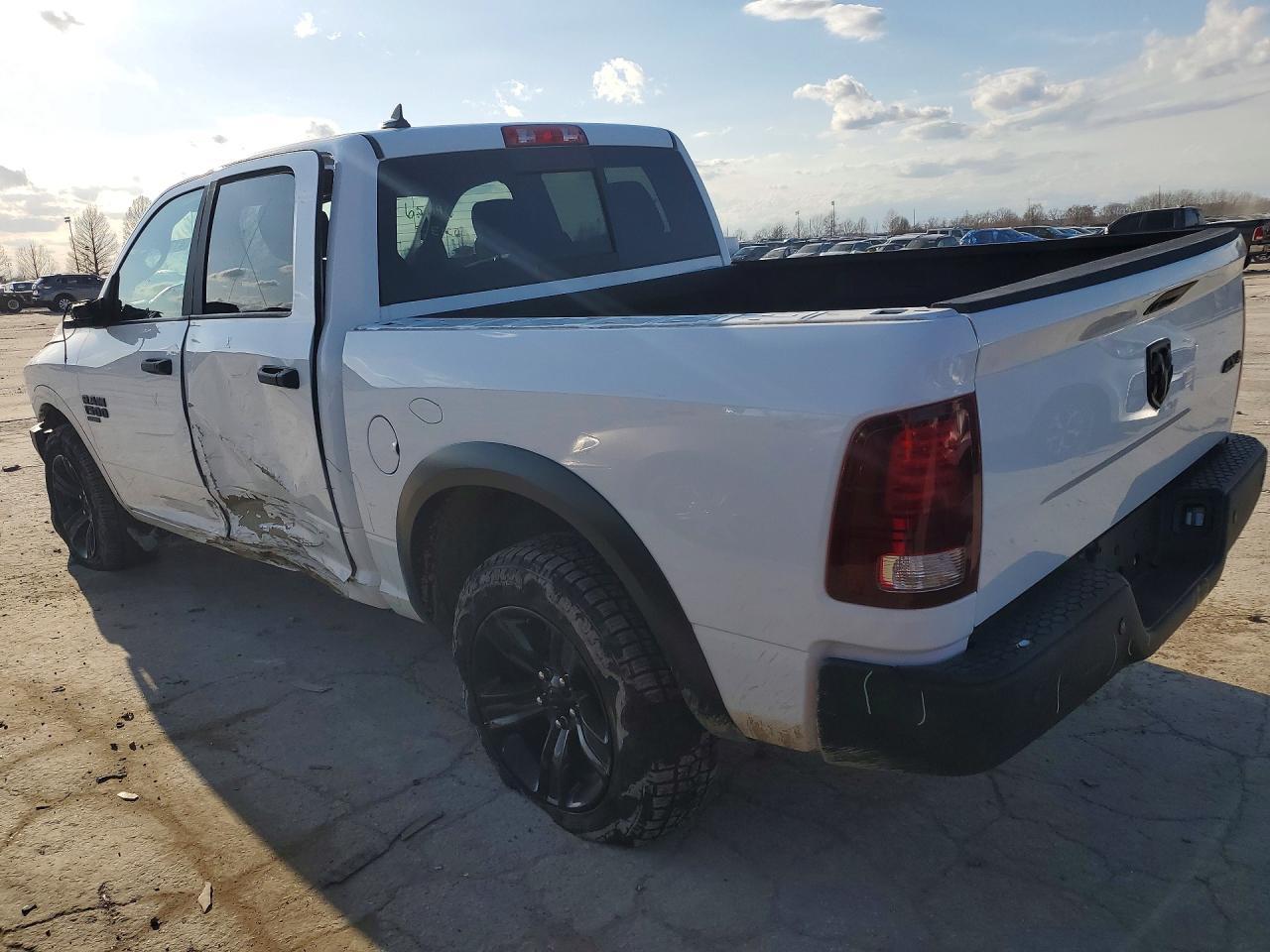 2023 Ram Trucks 1500 Classic Slt - Фото 2