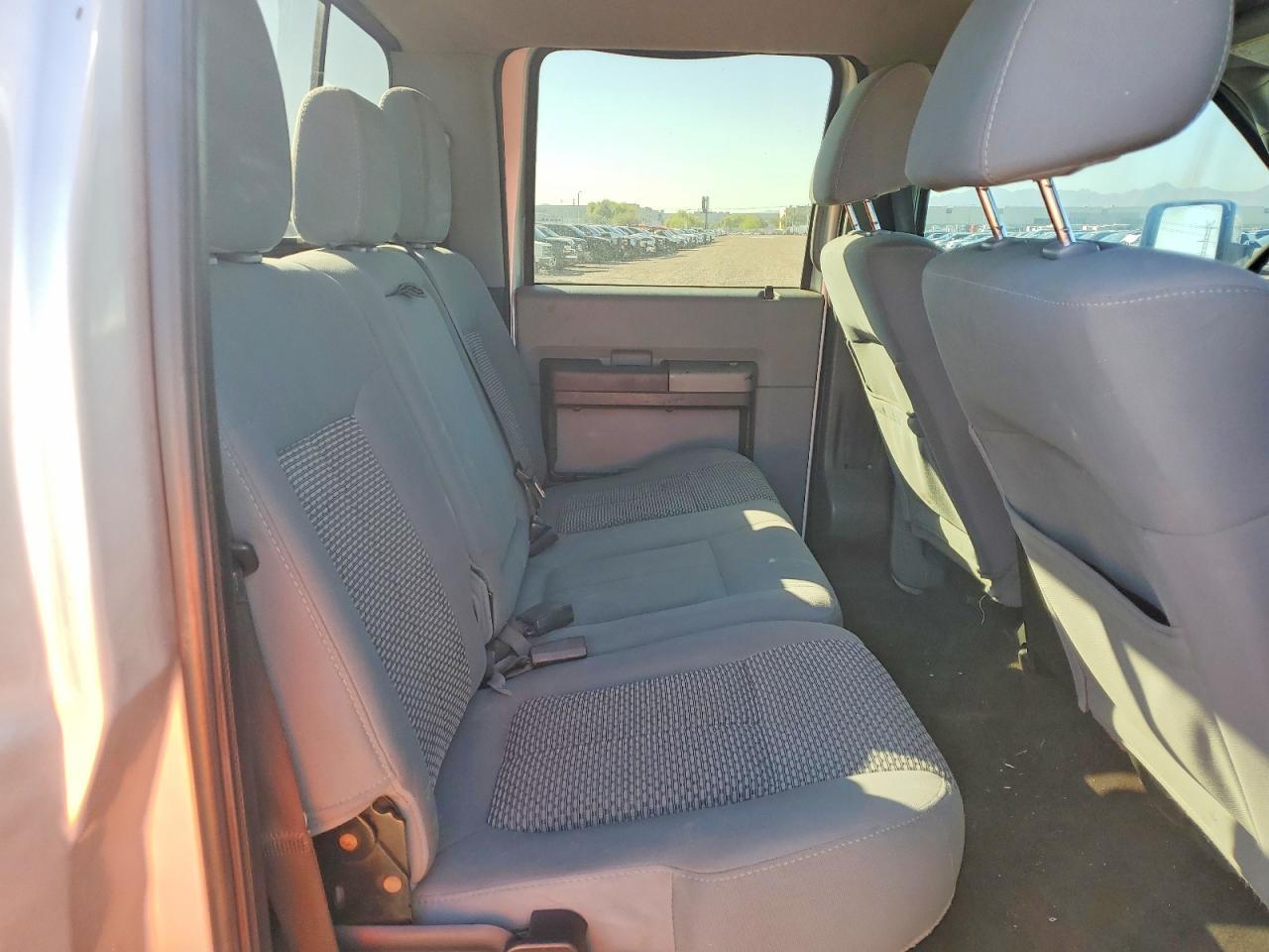 2011 Ford F350 Super Duty - Фото 6