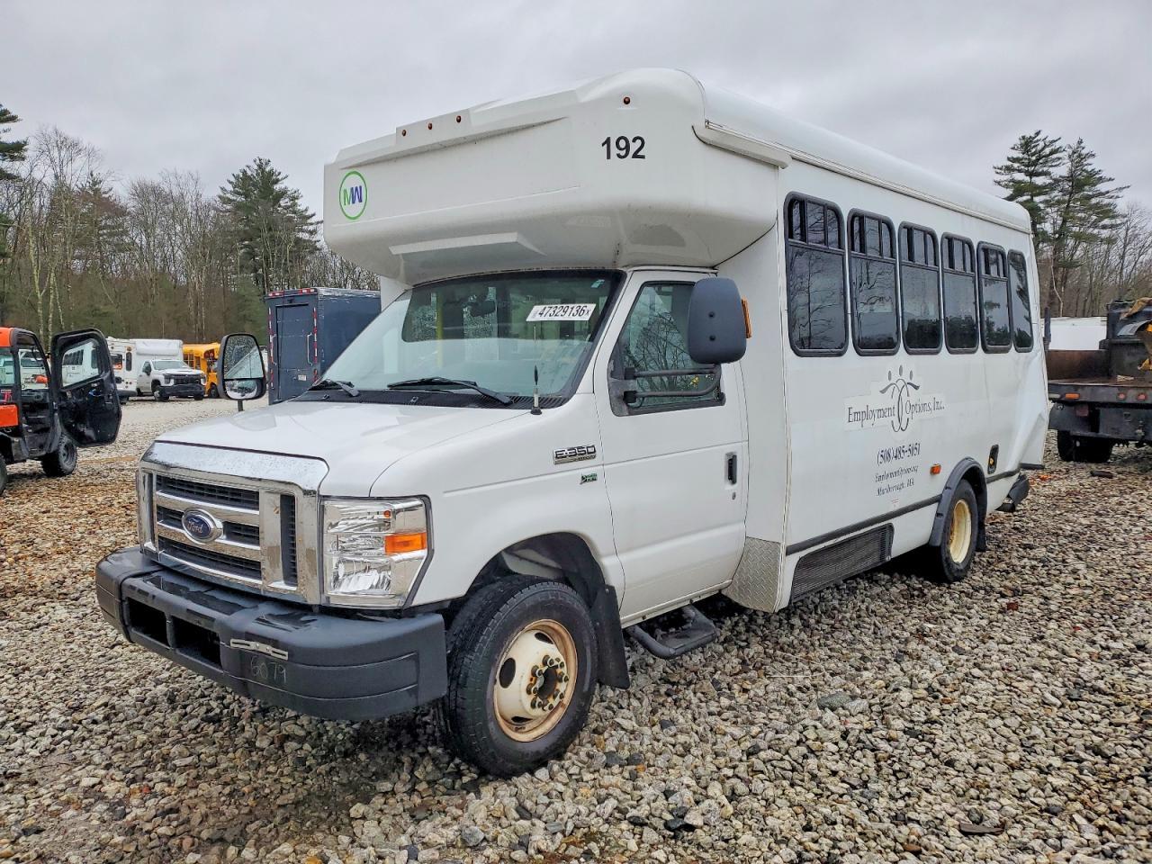 2019 Ford Econoline E-350 - Wheelchair Shuttle Bus ** Prior Fleet ** - Фото 2