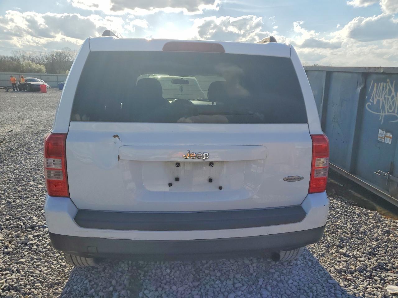 2015 Jeep Patriot Latitude - Image 6