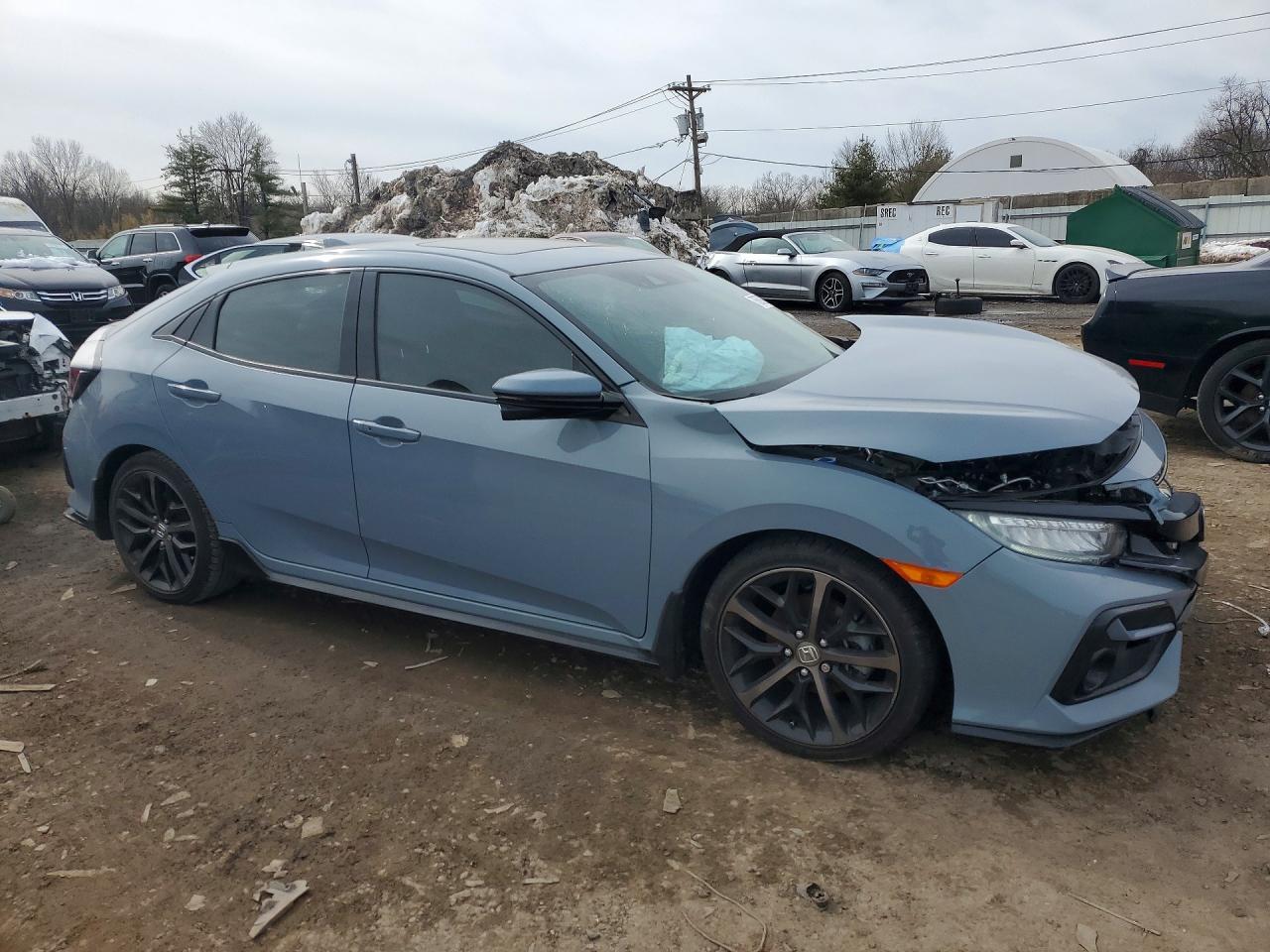 2021 Honda Civic Sport Touring - Image 4