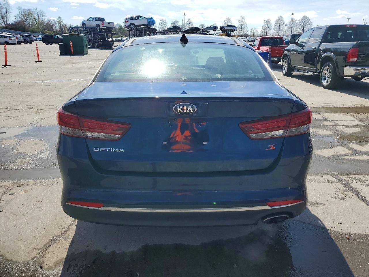 2018 Kia Optima S - Фото 6