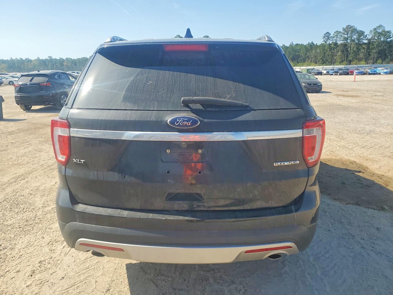 2016 Ford Explorer Xlt - Фото 6