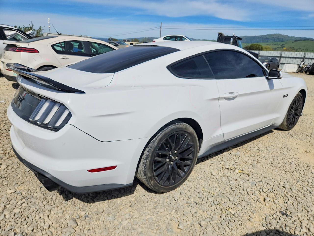 2018 Ford Mustang Gt - Image 3