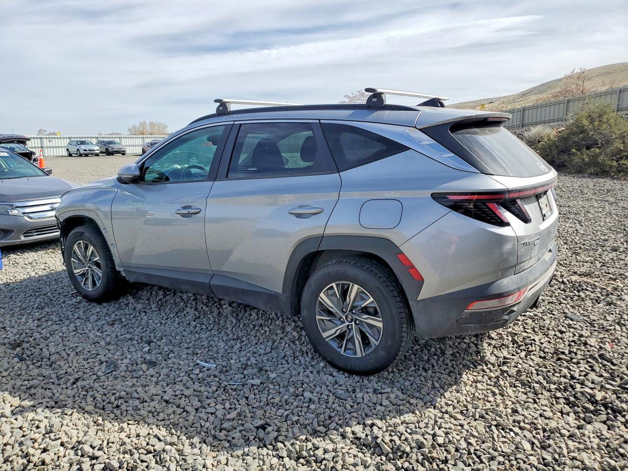 2022 Hyundai Tucson Hybrid Blue - Image 2