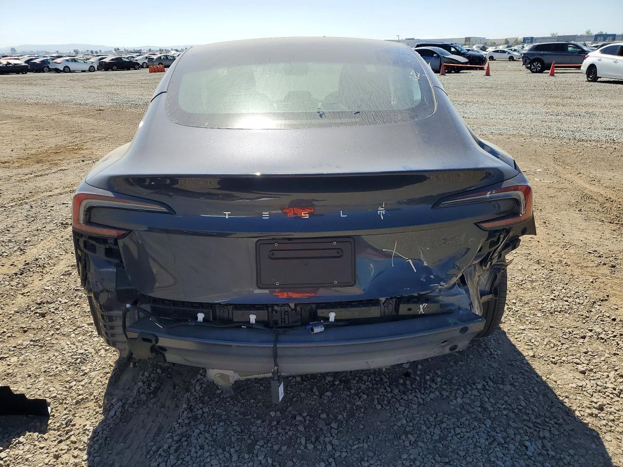2024 Tesla Model 3 - Image 6
