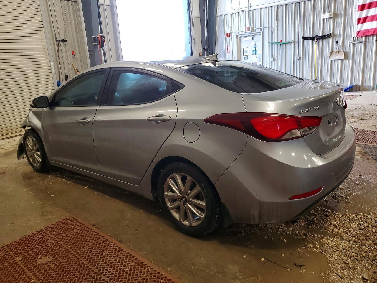 2016 Hyundai Elantra Se - Фото 2