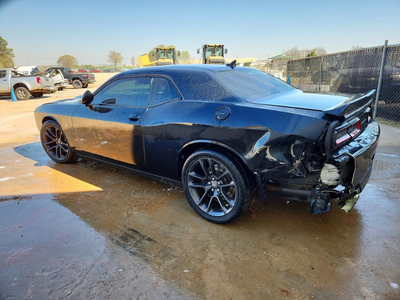 2023 Dodge Challenger R - Фото 2