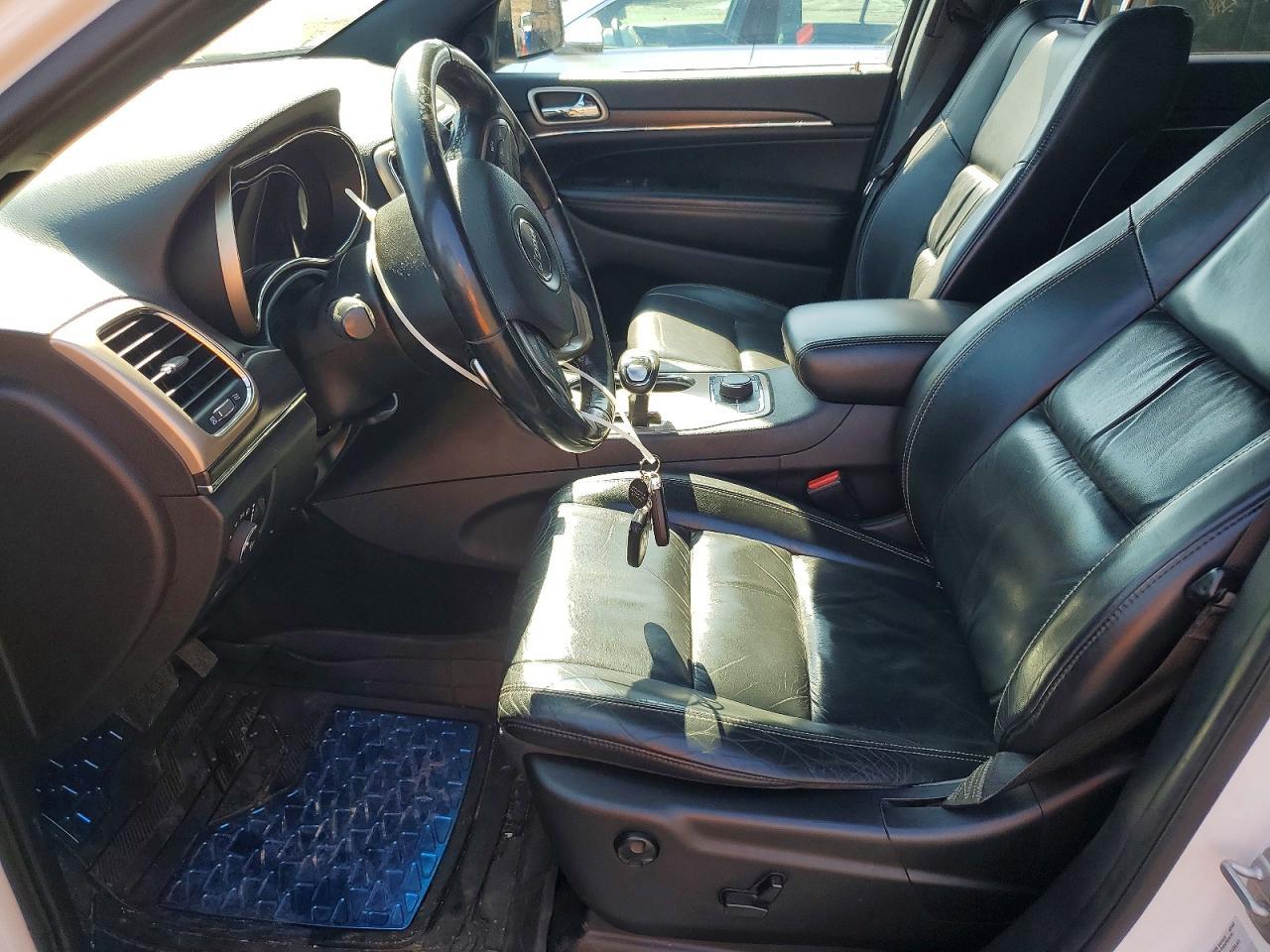 2015 Jeep Grand Cherokee - Image 7