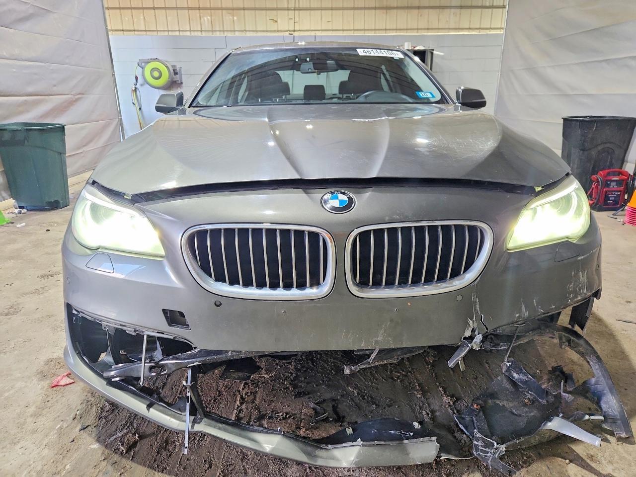 2014 BMW 528 Xi - Фото 5
