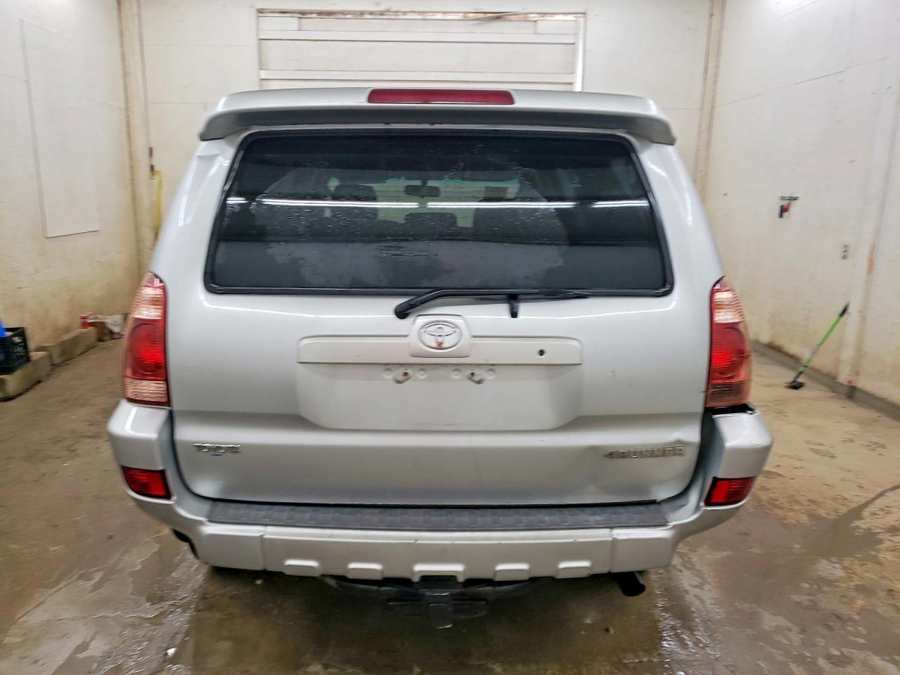 2004 Toyota 4Runner Sr5 - Фото 6