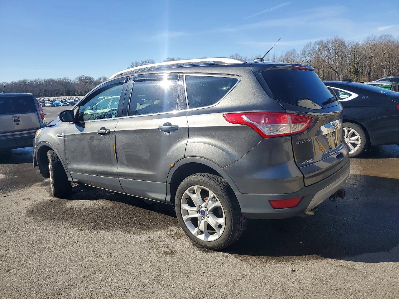 2016 Ford Escape Titanium - Image 2