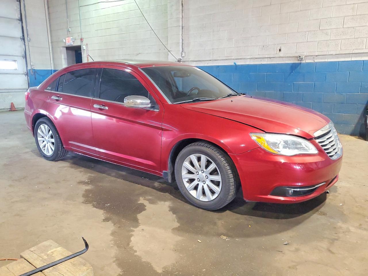2014 Chrysler 200 Limited - Фото 4