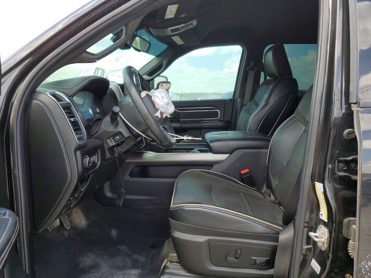 2024 Ram 3500 Laramie - Фото 7