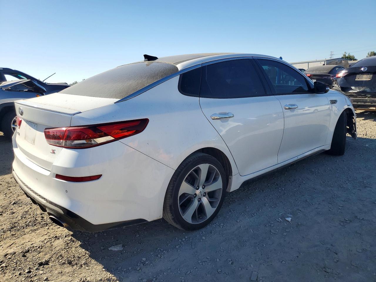 2019 Kia Optima S - Фото 3