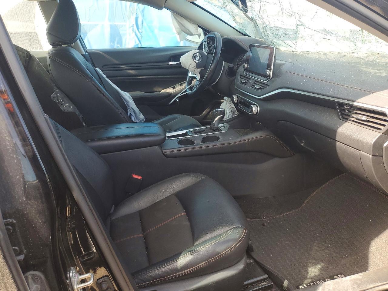 2021 Nissan Altima 2.5 Sr - Image 7