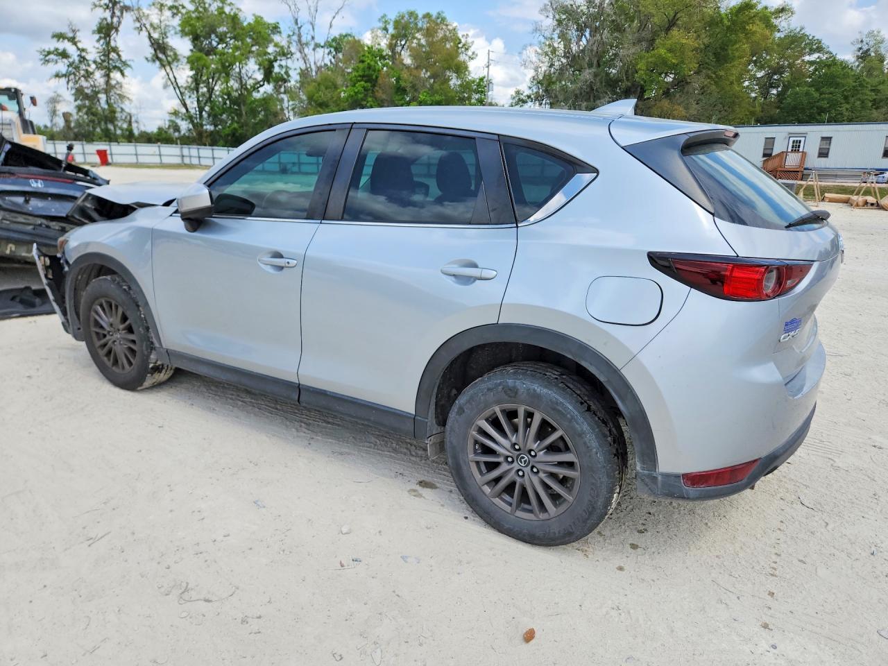 2018 Mazda Cx-5 Grand Touring - Image 2