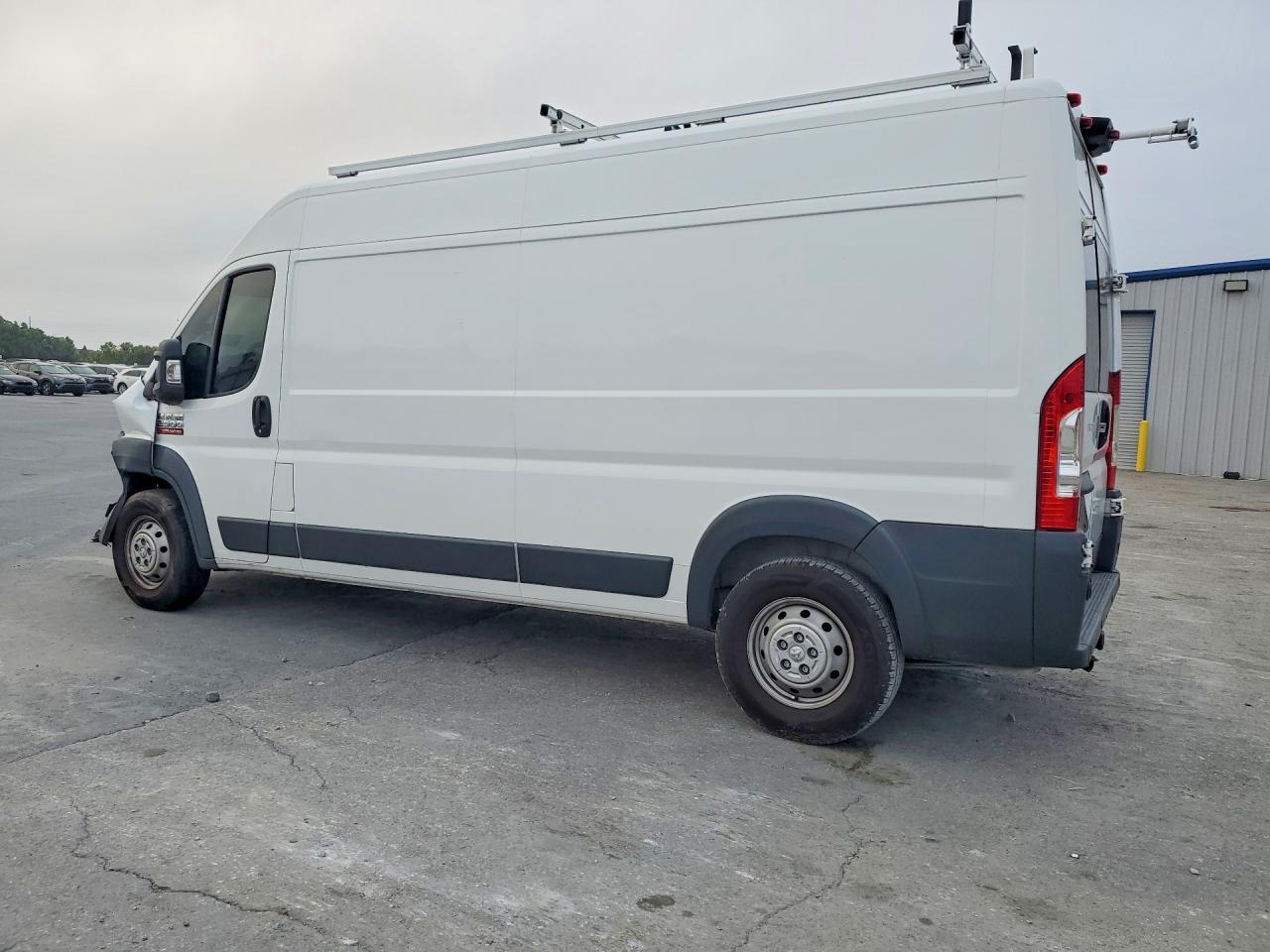 2018 Ram Promaster 2500 Utility / Service Van - Фото 2