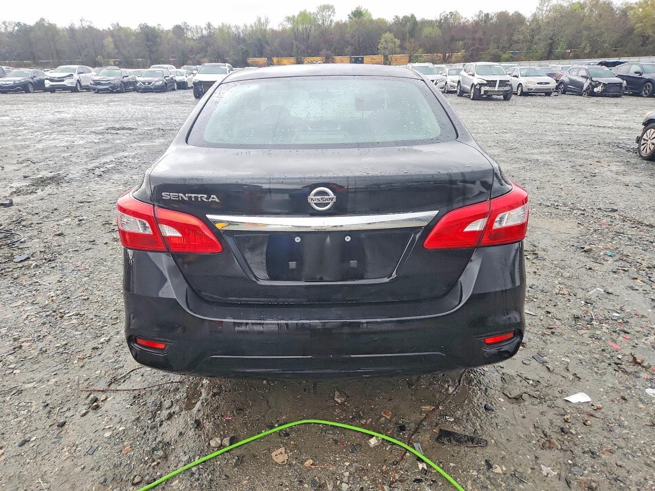 2017 Nissan Sentra S - Фото 6
