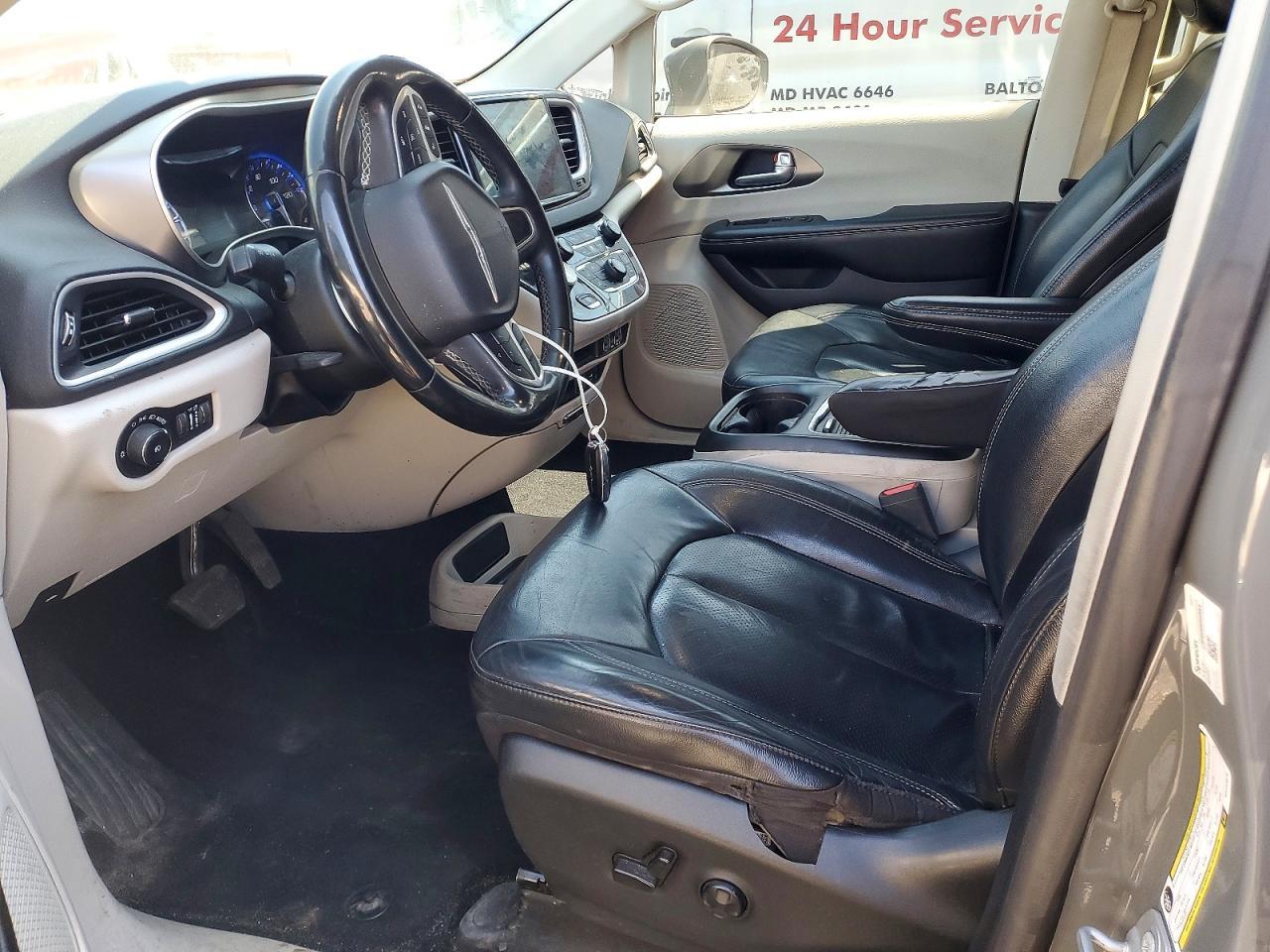 2022 Chrysler Pacifica Touring L - Фото 7