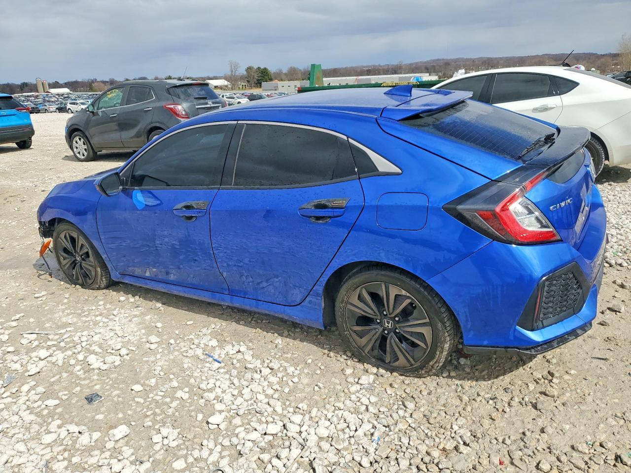 2019 Honda Civic Ex - Image 2