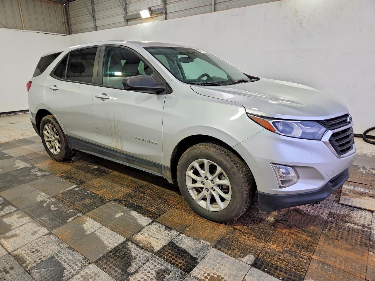 2020 Chevrolet Equinox Ls - Фото 4