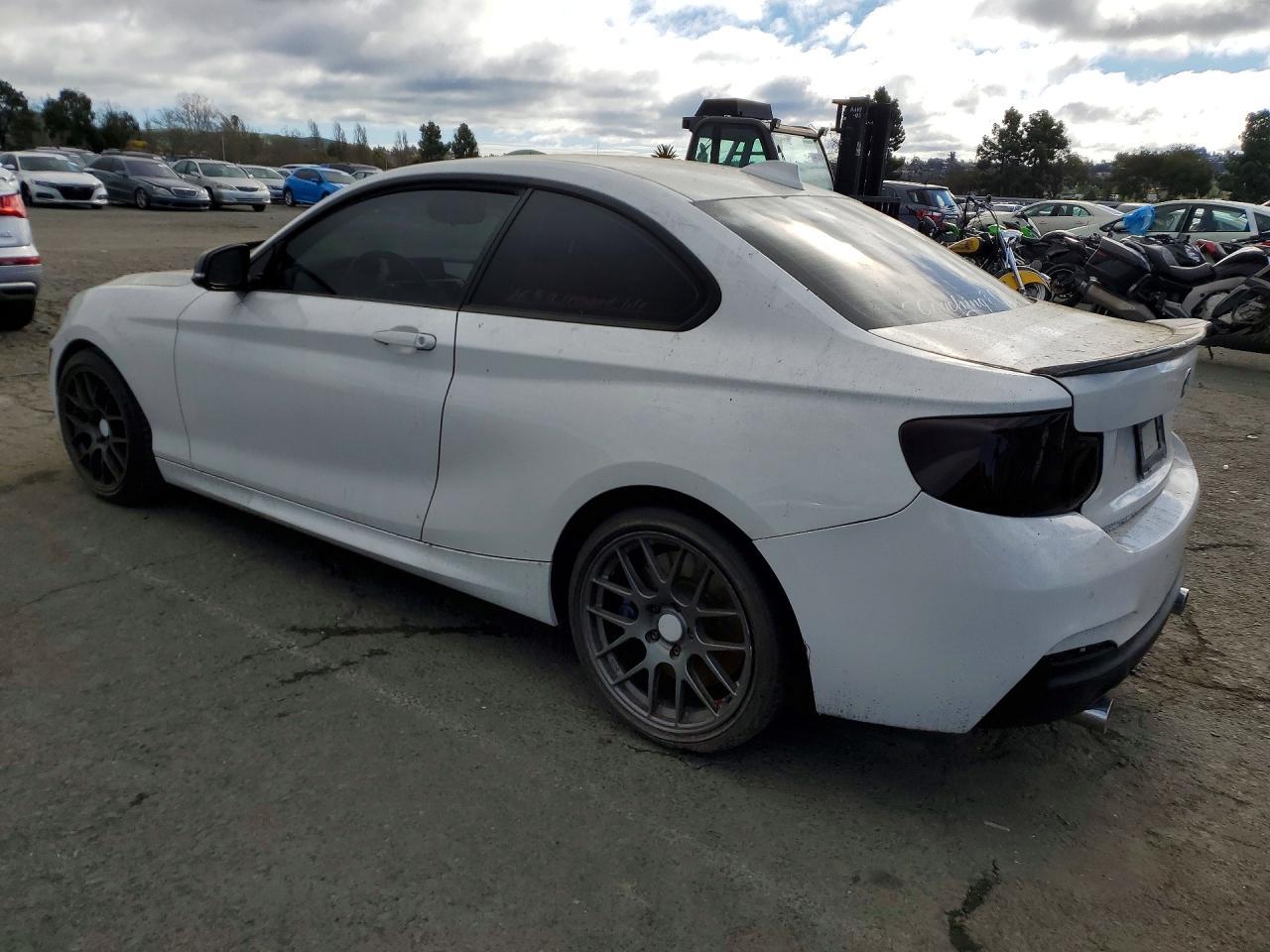 2016 BMW M235I - Фото 2