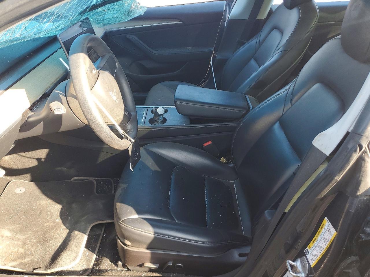2021 Tesla Model 3 - Фото 7