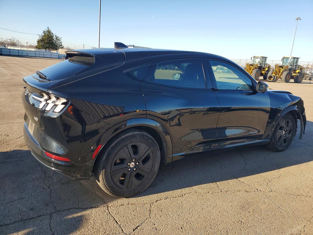 2022 Ford Mustang Mach-E California Route 1 - Image 3