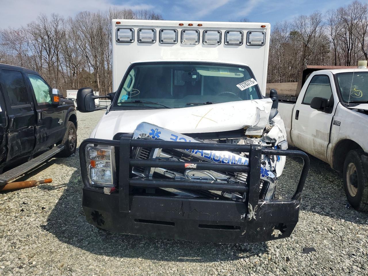 2022 Ford E450 Ambulance - Image 5