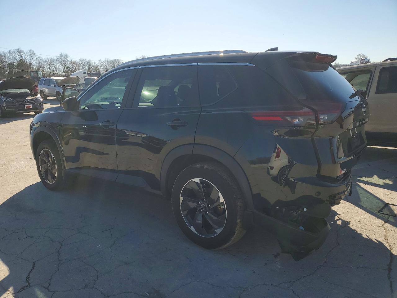 2026 Nissan Rogue Sv - Image 2