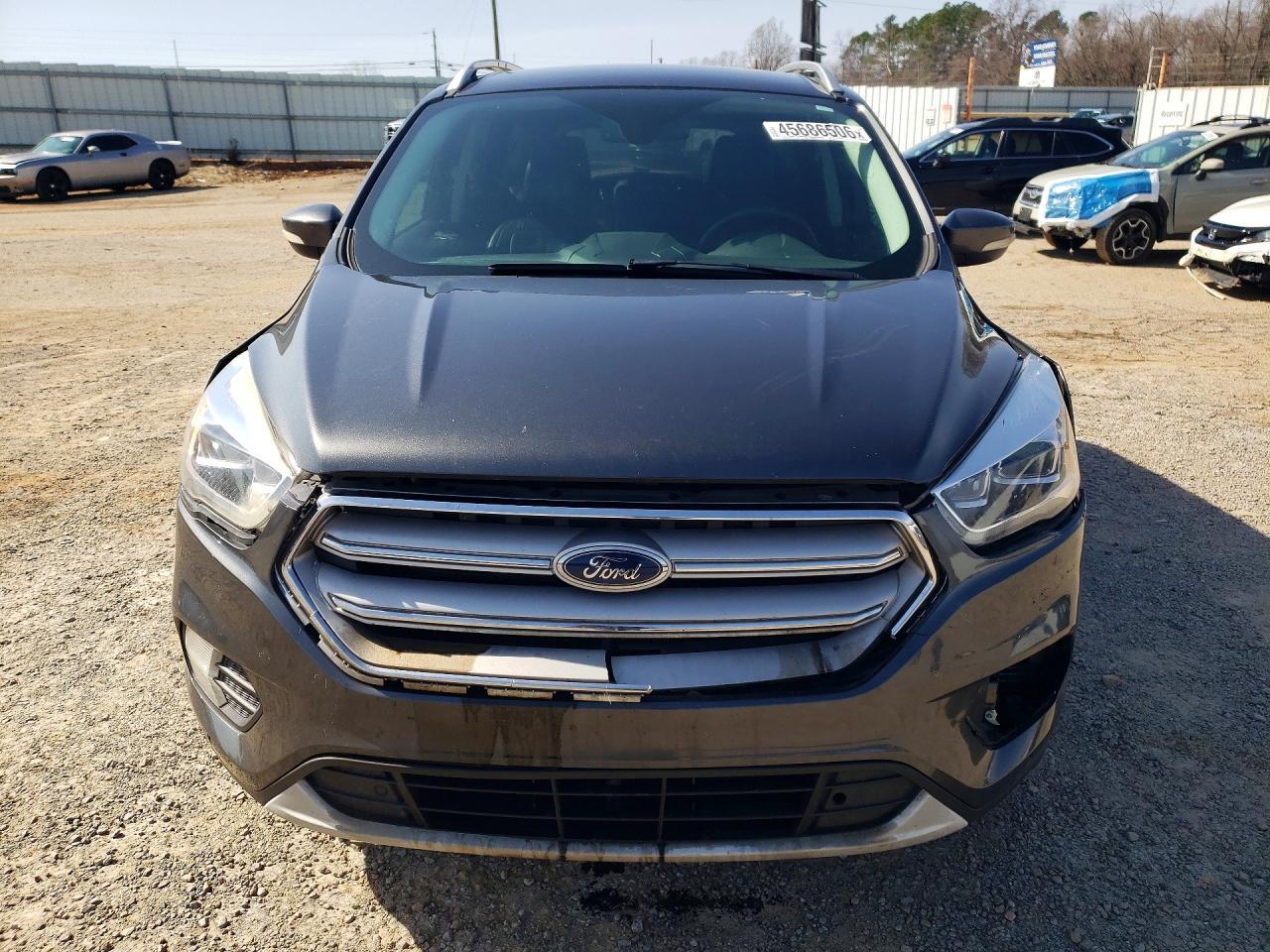2019 Ford Escape Titanium - Фото 5