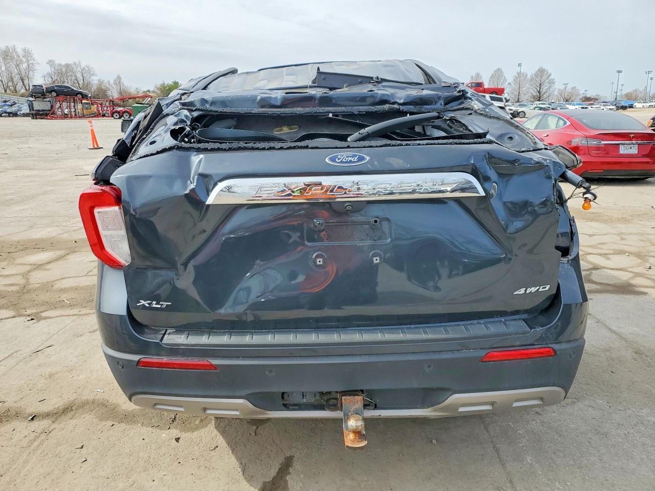 2022 Ford Explorer Xlt - Фото 6