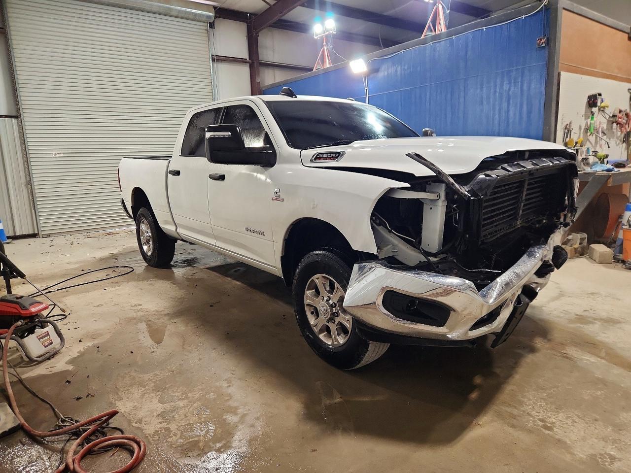 2023 Ram 2500 Big Horn - Фото 4