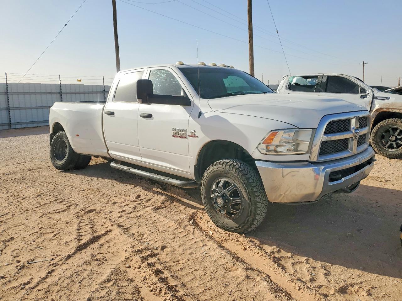 2014 Ram 3500 St - Image 4