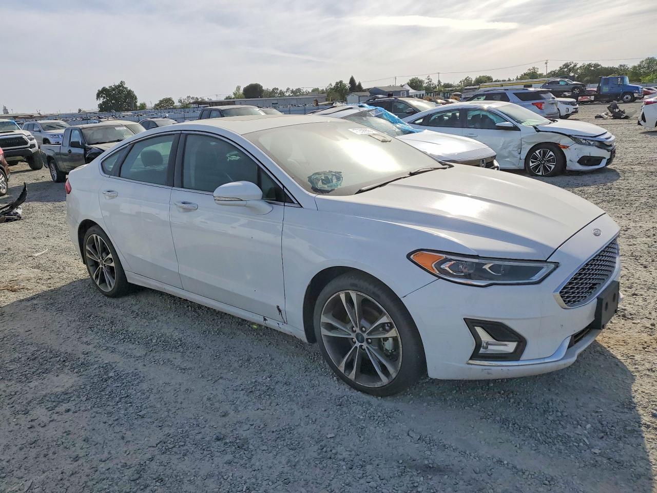 2019 Ford Fusion Titanium - Image 4